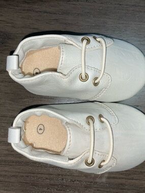 Sweet n Swag Baby Shoes Soft Vegan Leather dove grey